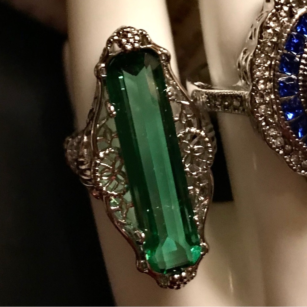 Art Deco / VICTORIAN green zircon revival ring